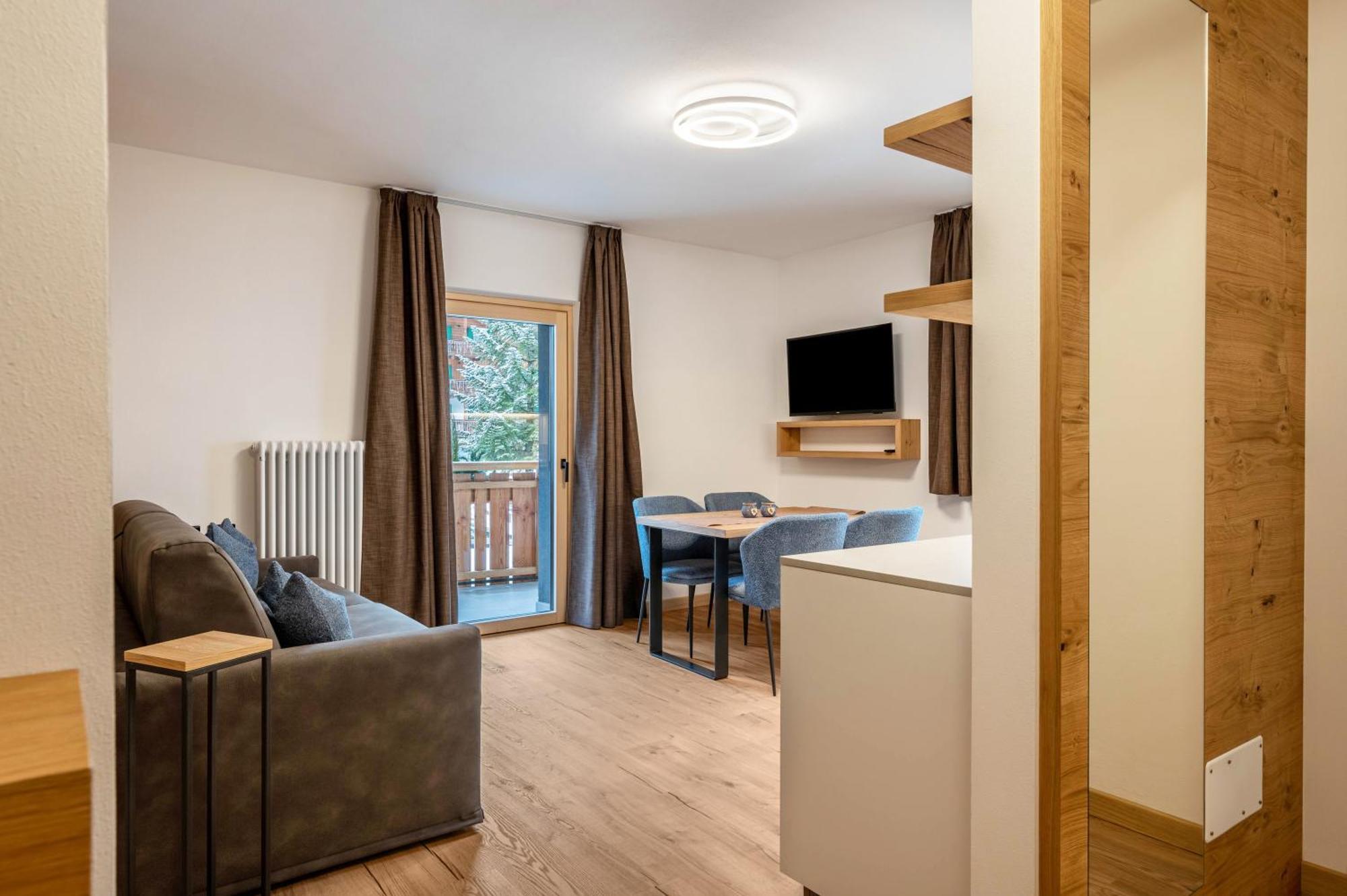 Kamerloy Apartments A Campitello di Fassa Exterior photo